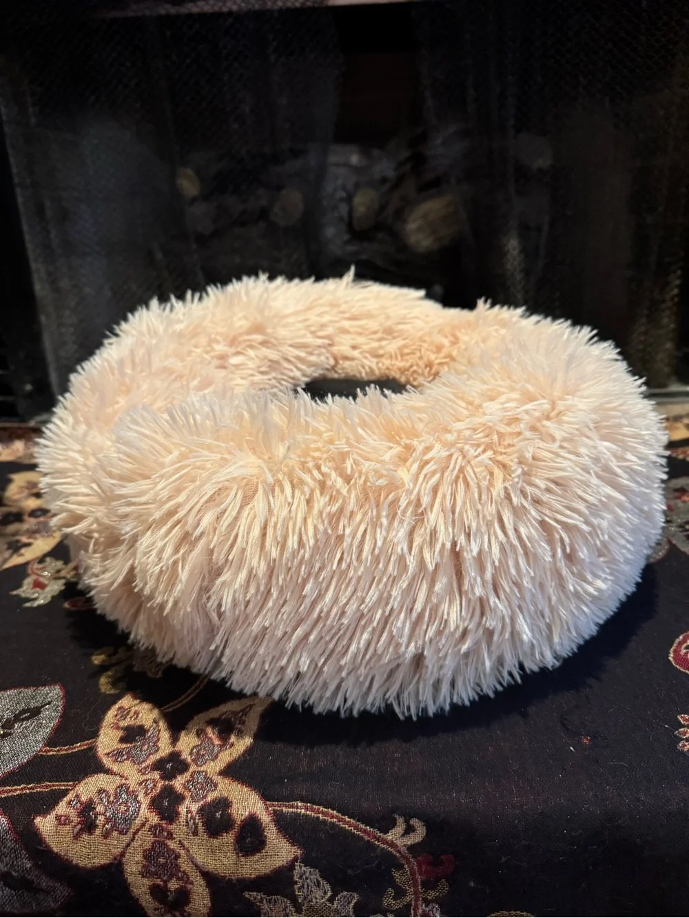 Round Plush Pet Bed for Dogs & Cats